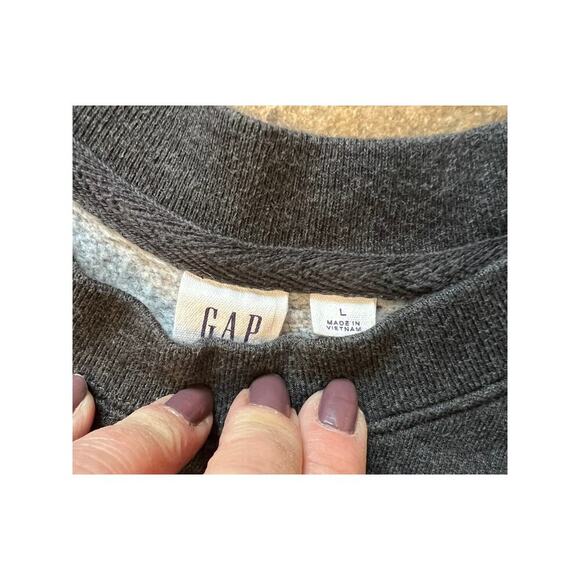 GAP women's size L gray crewneck sweatshirt  & matching joggers, size S - Picture 6 of 9